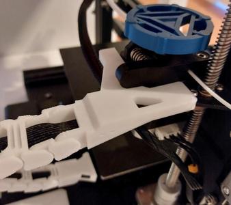 Ender 3 V2 NEO chain holder (NG-Design)