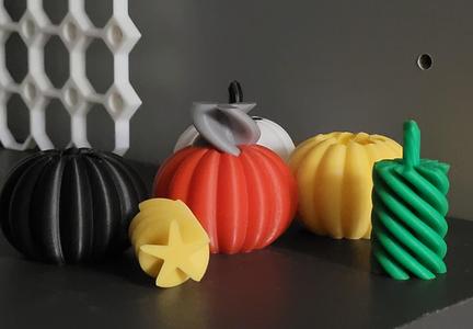 Custom Impossible Passthrough Pumpkin - OpenSCAD