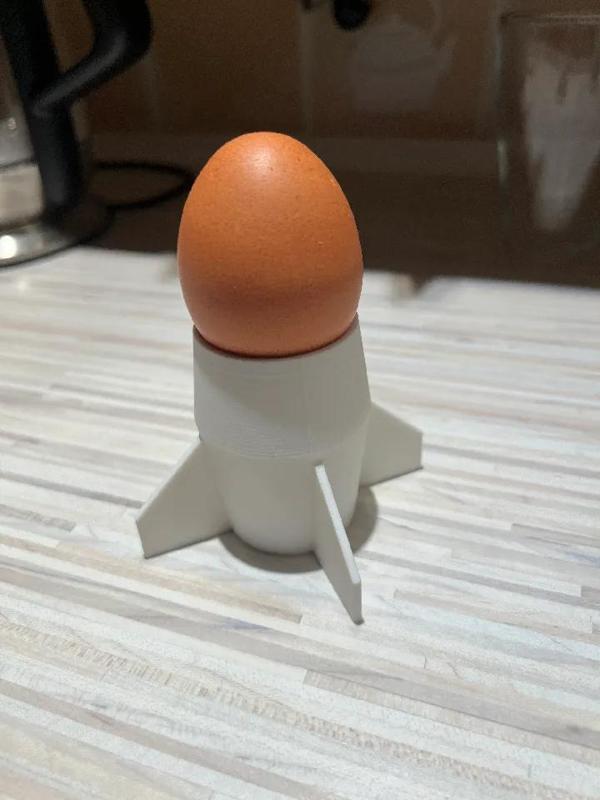 Egg hodler ROCKET   
