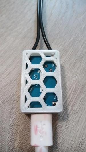 MT3608 case - Fast honeycomb pattern