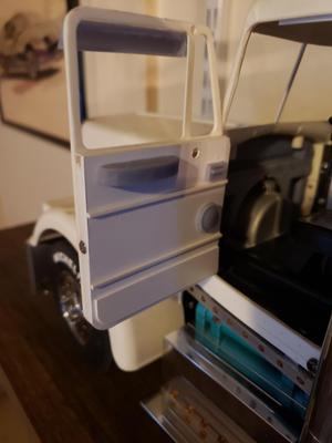 1/14 grand, or king hauler door panel