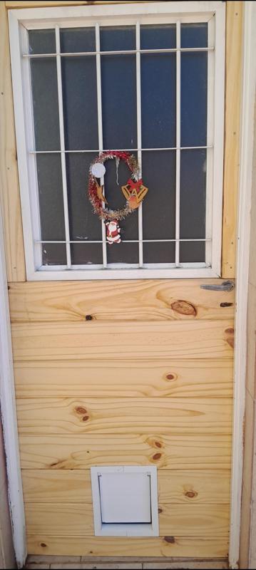 CAT DOOR ON LARGE PARTS