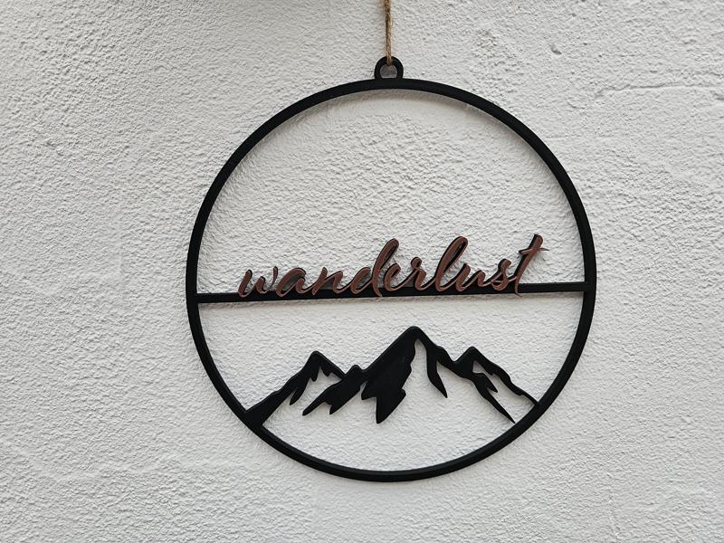 Wanderlust door wreath