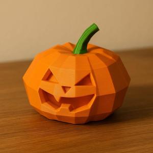 Low Poly Halloween Pumpkin decoration