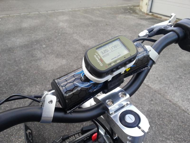 Garmin Foretrex 401 quick release holder / support attache rapide