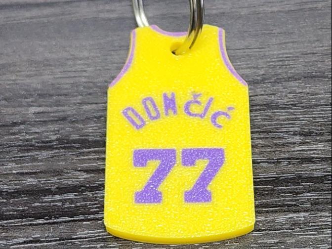 Luka Doncic #77 LA Lakers NBA Jersey Keychain 