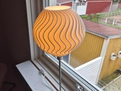 Lamp shade