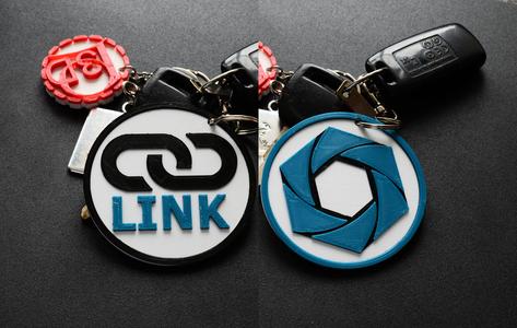 Crypto Keychain/Keyring Link-Chainlink
