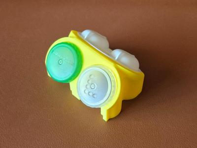 Contact case drying stand