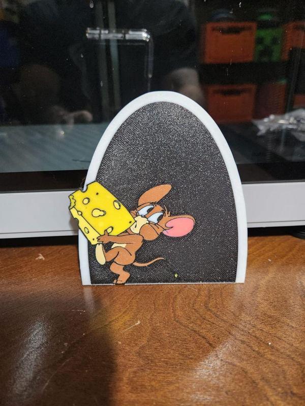 Jerry with cheese - tom and jerry wall art