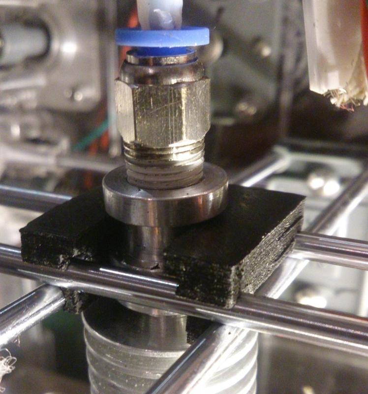 MyMaki Mini Hotend Mount for E3D on Makibox