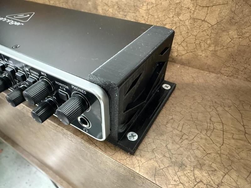 Bracket for Behringer U-PHoria UMC404HD