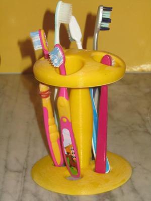 Yet another toothbrush holder
