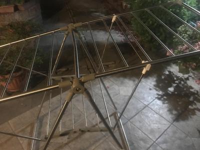 clothes hanger holder / soporte colgador de ropa