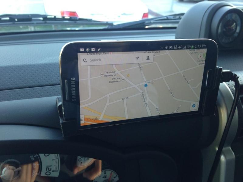 Samsung Galaxy S4 Dashboard Mount for FJ Cruiser
