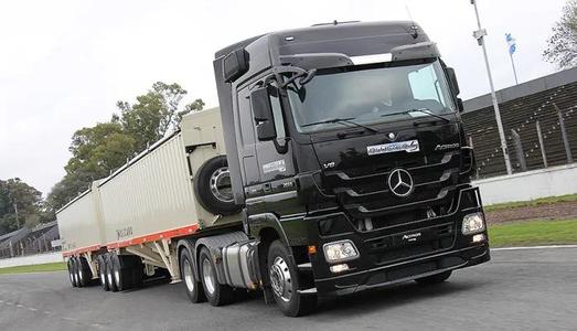 Mercedes-Benz Actros 2655