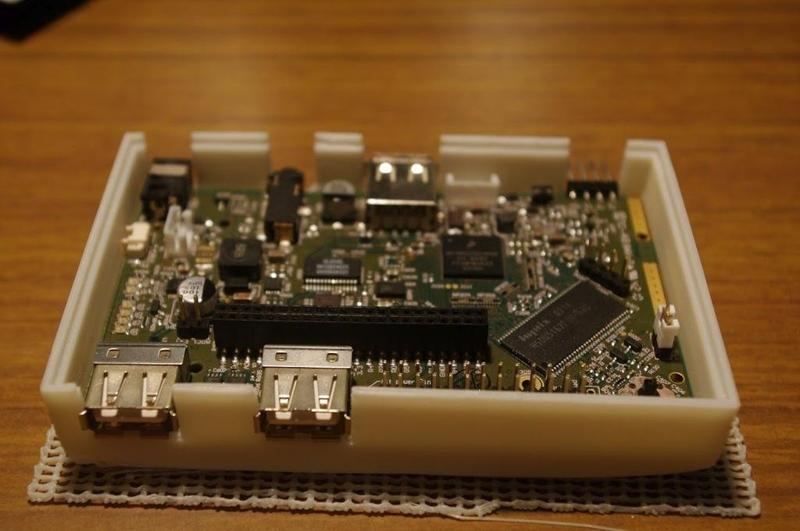 Chumby Hacker Board Case