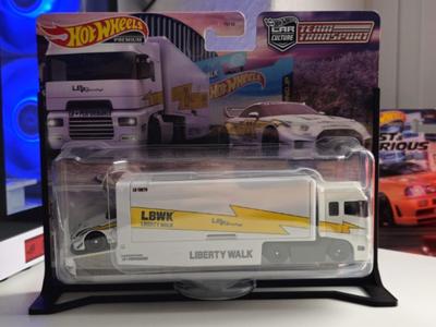 Hotwheels Team Transport stands