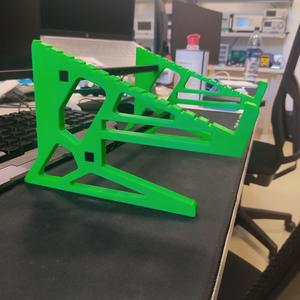 LAPTOP STAND // LAPTOP STAND