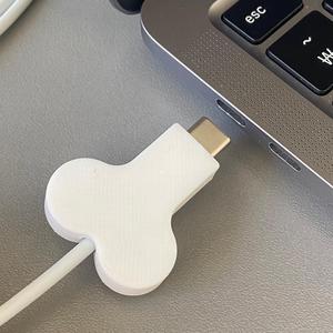 Love charger (USB C cable protector)