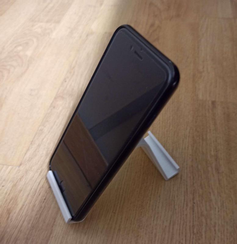 Phone holder with 2 inclinations