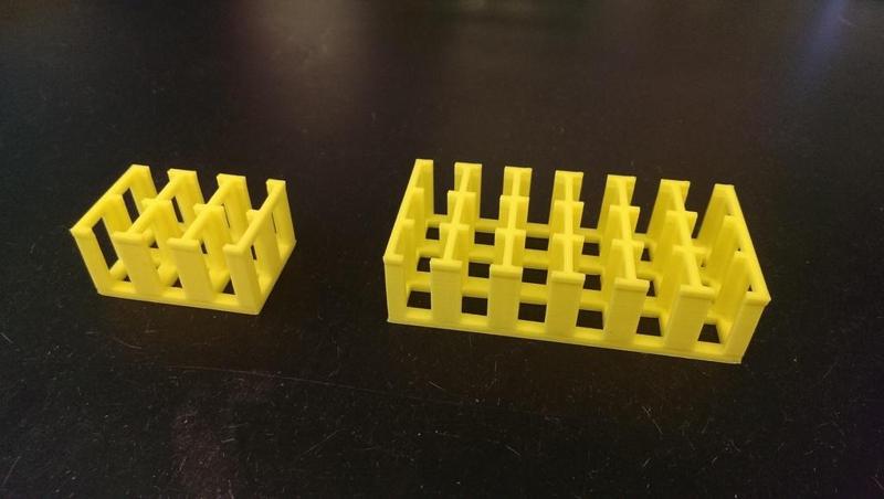 Customizable spectrophotometer cuvette rack