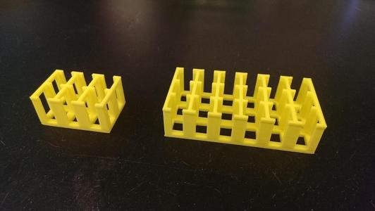 Customizable spectrophotometer cuvette rack