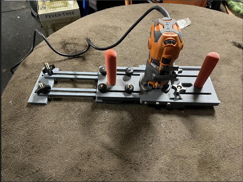 DeWalt DCW600 (& Ridgid R2400 series) Base Plate for "Palm Router Jig"