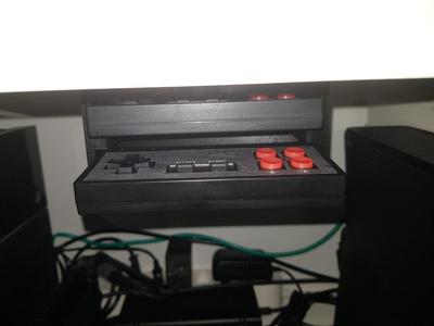 Holder for Retro Gamepad