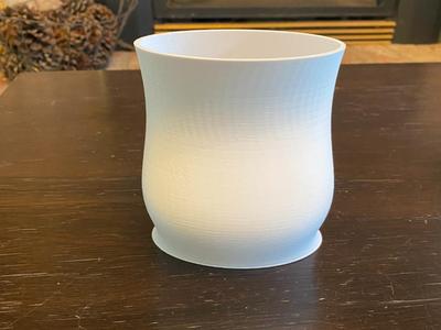 Indoor wavy Vase 