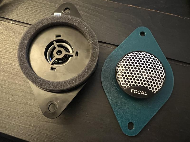 2021+ Subaru Outback Dash Corner Tweeter Mounting Bracket