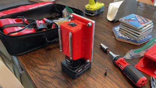 Milwaukee M12 Rover
