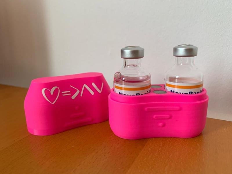 Insulin case for two 10ml bottles - 8x2mm magnets version
