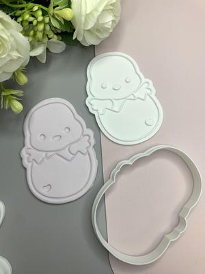 Chick in Egg Cookie cutter - Easter Cookie Cutter And Stamp