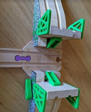 Wooden train track converter