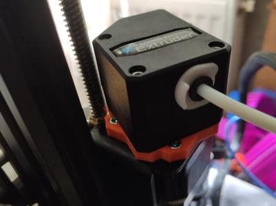 Extruder angled mount adapter