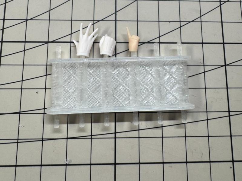 Figma model hand holder