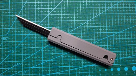 Gravity Knife (with 72x9x0.4 blade 30°)