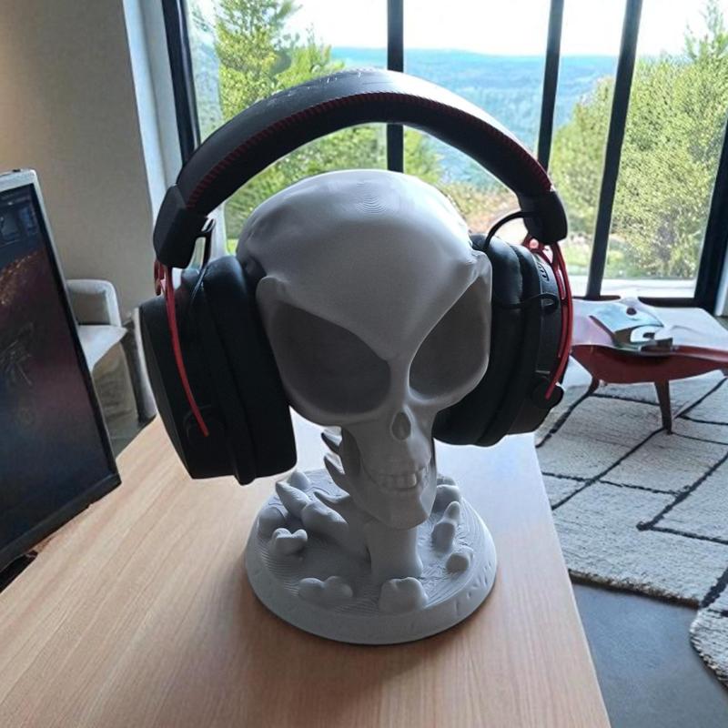 Alien Skull Headphone Stand