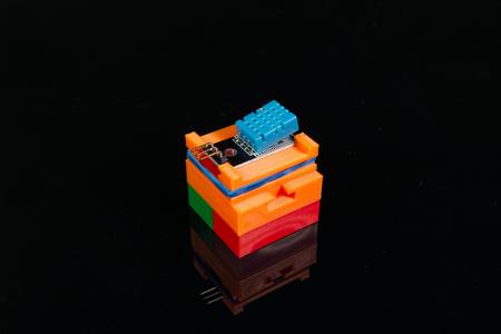 Temperature and Humidity Sensor Holder (Brick Compatible)