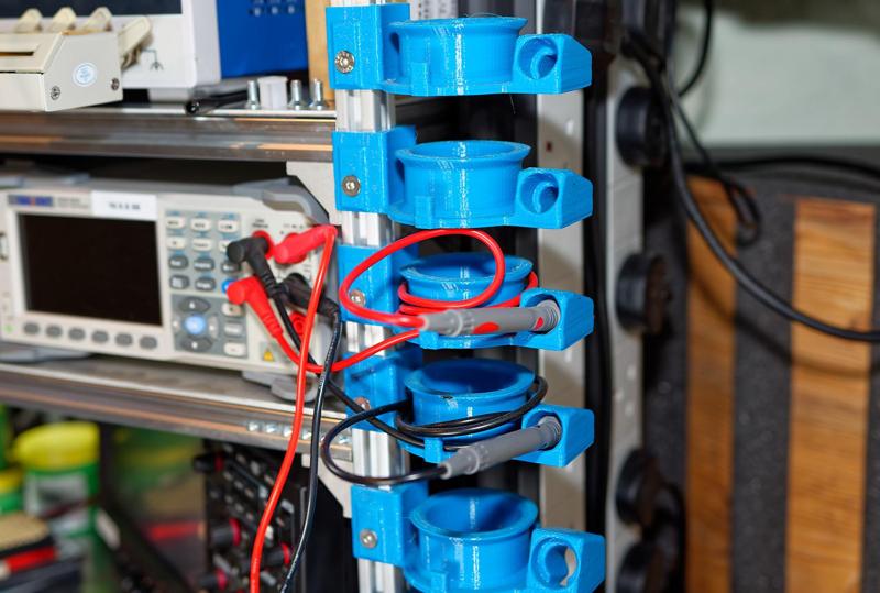 Digital Multimeter/Oscilloscope Probe Holder for 2020 Extrusion