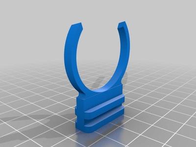 Clip type Nro 5 for skirting boards