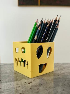 Pen Holder Smile - child-decorated