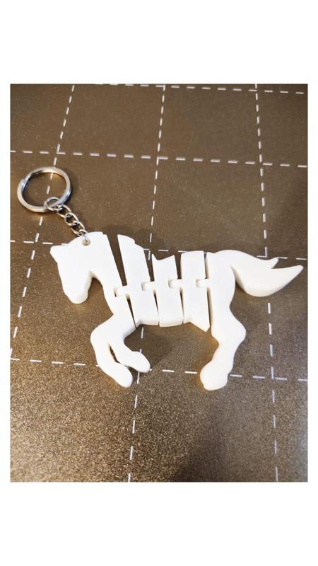 Llavero caballo articulado - Articulated Horse keychain