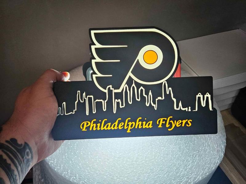 NHL Lightbox Philadelphia Flyers with skyline!