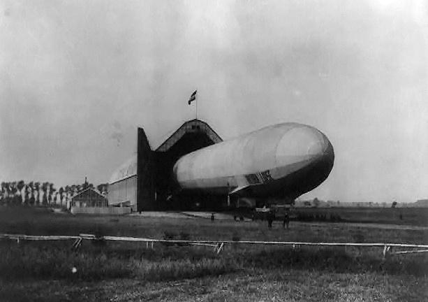 LZ-11 Viktoria Luise And LZ-13 Hansa DELAG Passenger Airship 1/1000 Scale