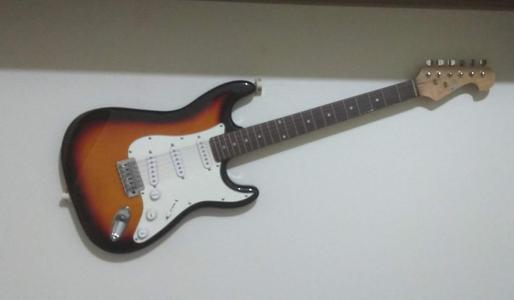 Guitar Wall Mount Mini
