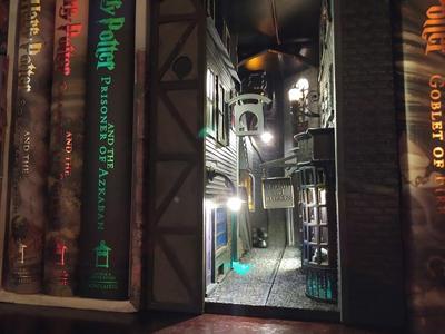 Knockturn Alley Book Nook, but Smaller