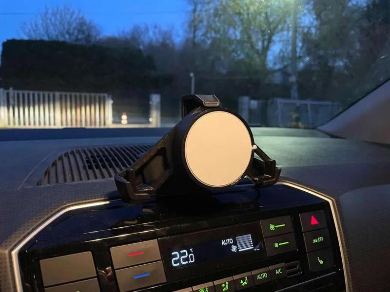 Skoda Citigo Apple Magsafe adapter   