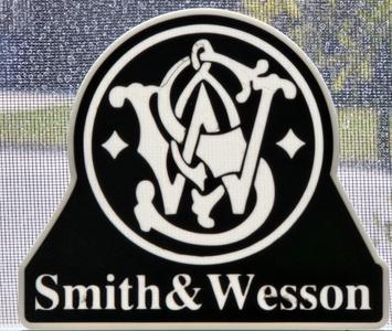 Smith and Wesson Lightbox
